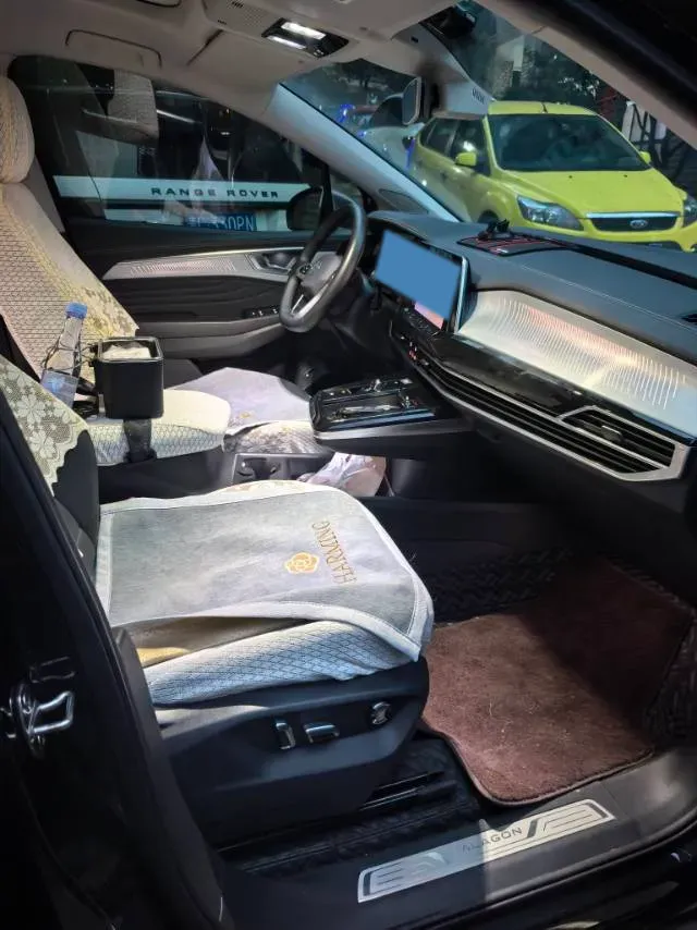 2021 Volkswagen Talagon 2.0T 220HP L4 7DCT,autocango,china used car exporter,china ev exporter,chinese used car exporter,chinese used ev exporter