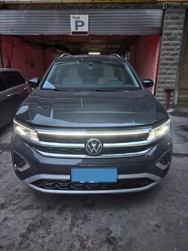 2021 Volkswagen Talagon 2.0T 220HP L4 7DCT,autocango,china used car exporter,china ev exporter,chinese used car exporter,chinese used ev exporter