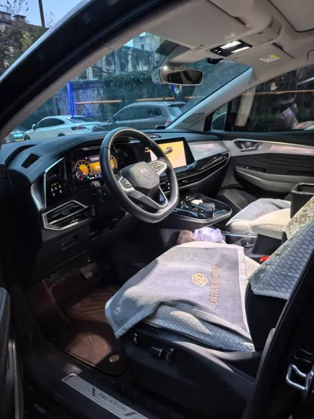 2021 Volkswagen Talagon 2.0T 220HP L4 7DCT,autocango,china used car exporter,china ev exporter,chinese used car exporter,chinese used ev exporter