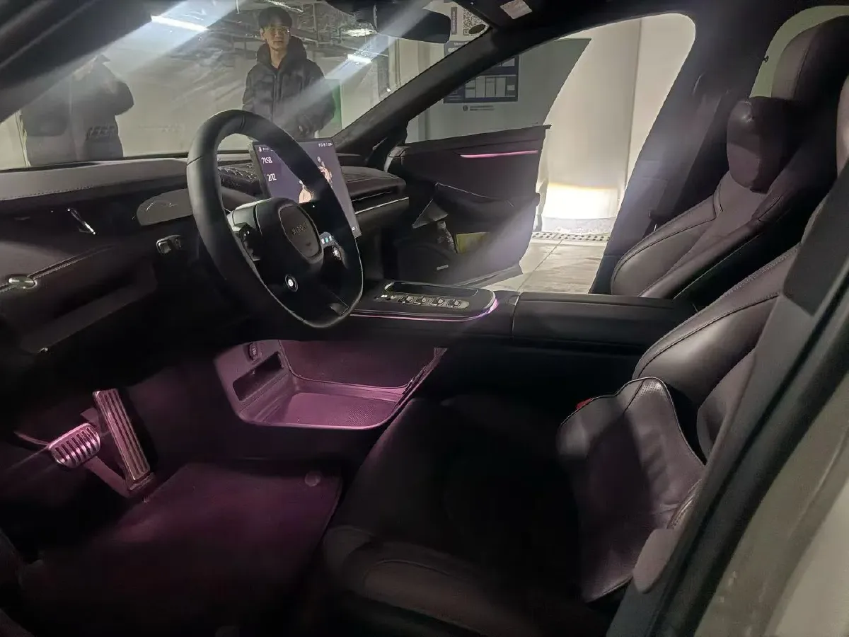 2024 MI SU7 BEV 101KWH,autocango,china used car exporter,china ev exporter,chinese used car exporter,chinese used ev exporter