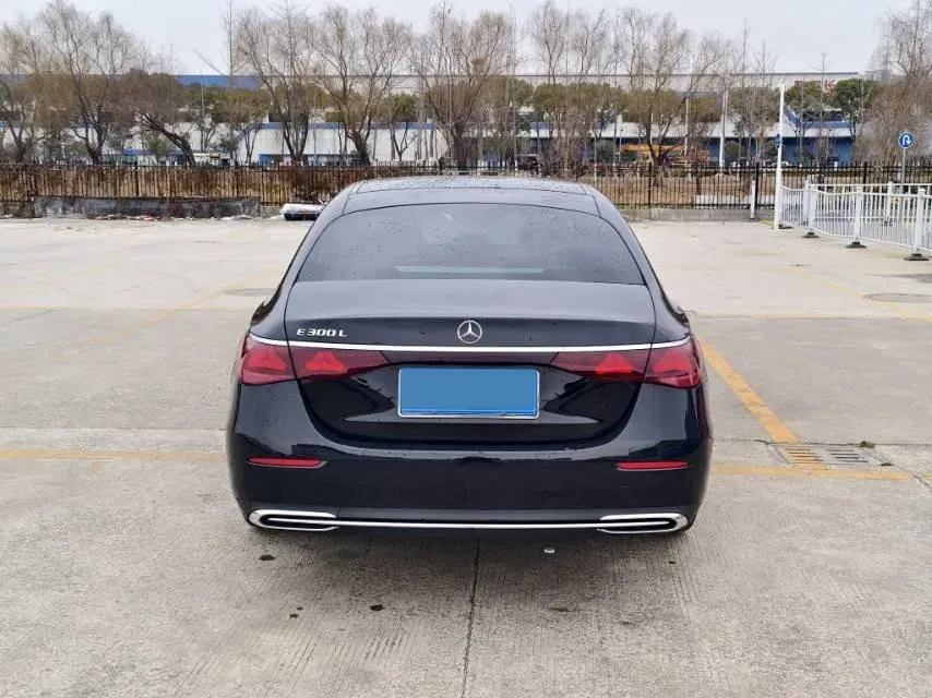 2024 Mercedes-Benz E Class 2.0T 258HP L4 9AT,autocango,china used car exporter,china ev exporter,chinese used car exporter,chinese used ev exporter