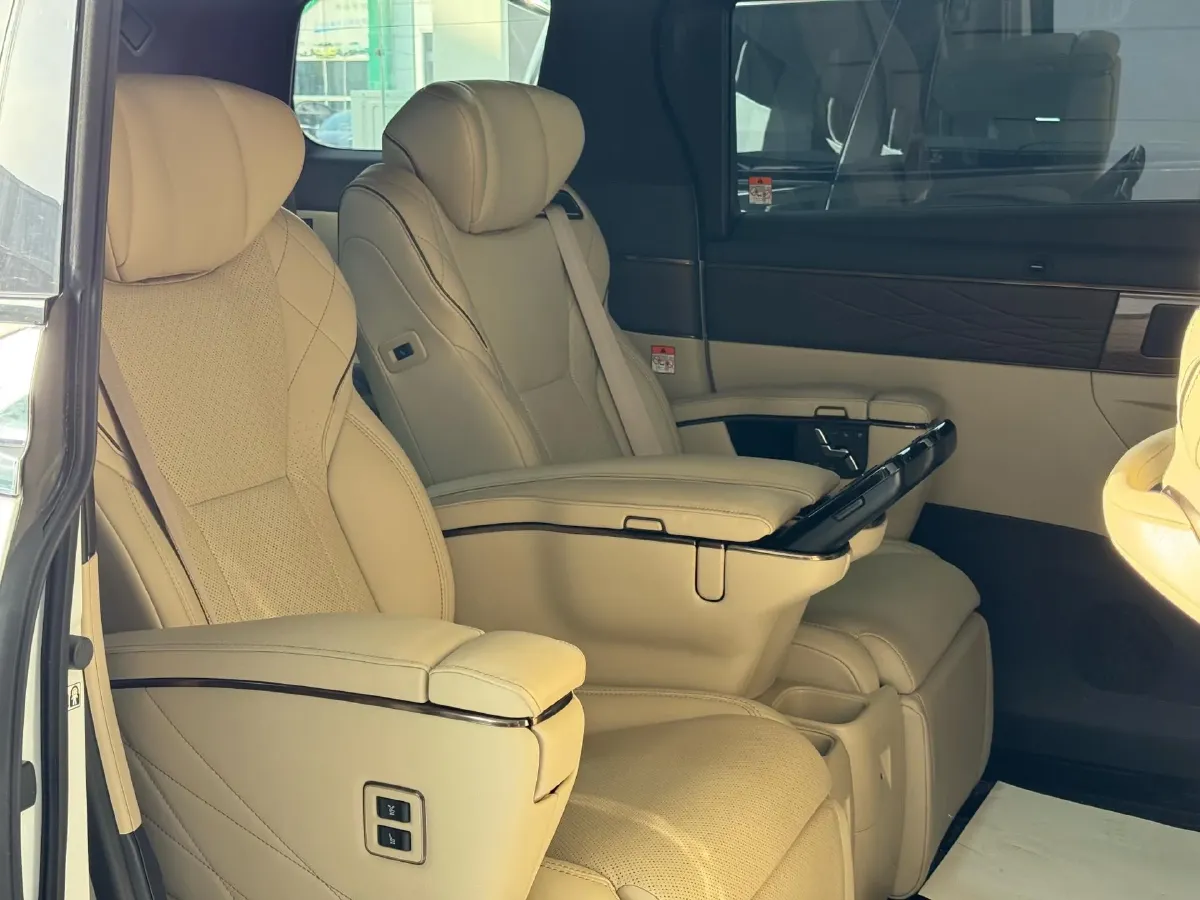 2024 Toyota Vellfire 2.5L 190HP L4 E-CVT Hybrid,autocango,china used car exporter,china ev exporter,chinese used car exporter,chinese used ev exporter