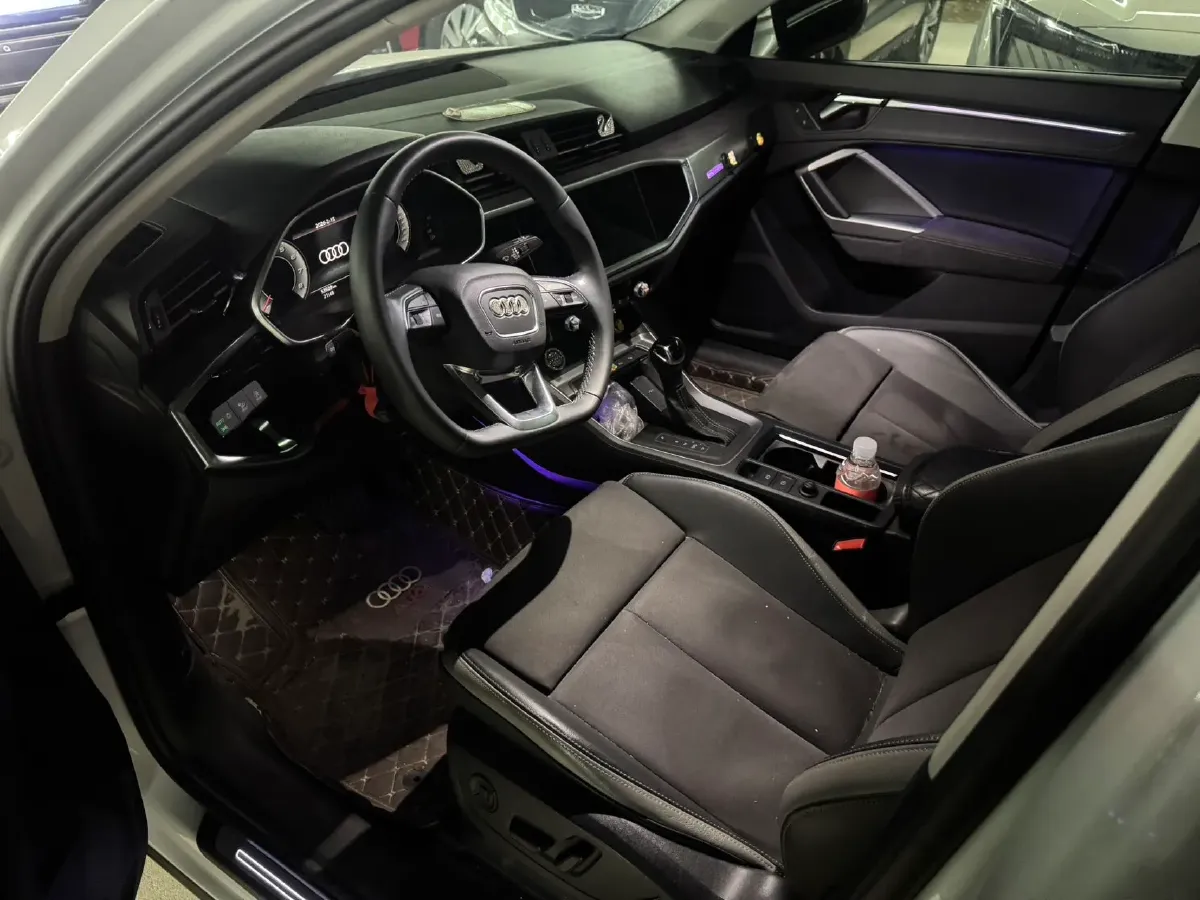 2022 Audi Q3 1.4T 150HP L4 7DCT,autocango,china used car exporter,china ev exporter,chinese used car exporter,chinese used ev exporter