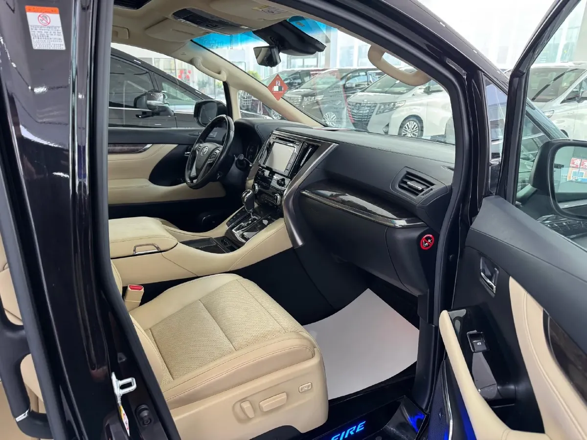 2019 Toyota Vellfire 2.5L 117HP L4 E-CVT Hybrid,autocango,china used car exporter,china ev exporter,chinese used car exporter,chinese used ev exporter