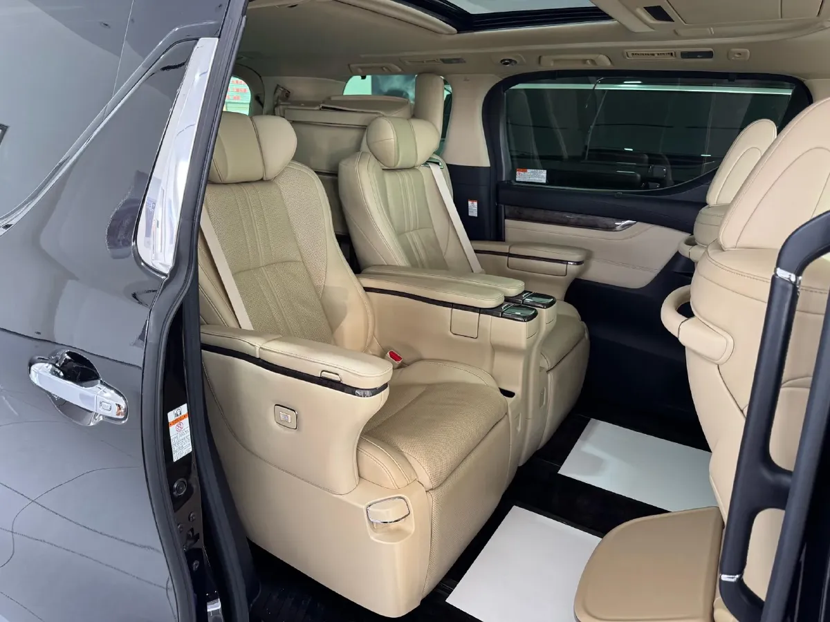 2019 Toyota Vellfire 2.5L 117HP L4 E-CVT Hybrid,autocango,china used car exporter,china ev exporter,chinese used car exporter,chinese used ev exporter
