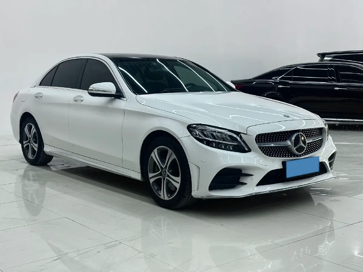 2020 Mercedes-Benz C Class 1.5T 184HP L4 9AT,autocango,china used car exporter,china ev exporter,chinese used car exporter,chinese used ev exporter