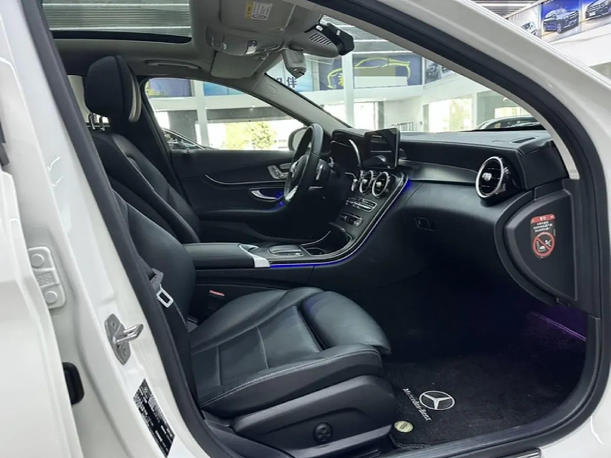 2020 Mercedes-Benz C Class 1.5T 184HP L4 9AT,autocango,china used car exporter,china ev exporter,chinese used car exporter,chinese used ev exporter