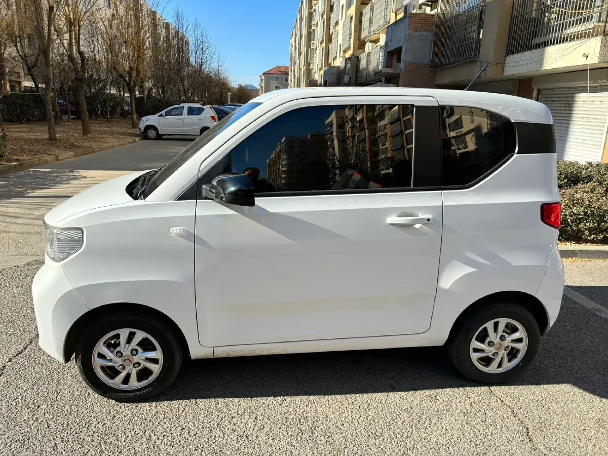 2020 WuLing HongGuang MINI EV BEV 13.8KWH,autocango,china used car exporter,china ev exporter,chinese used car exporter,chinese used ev exporter