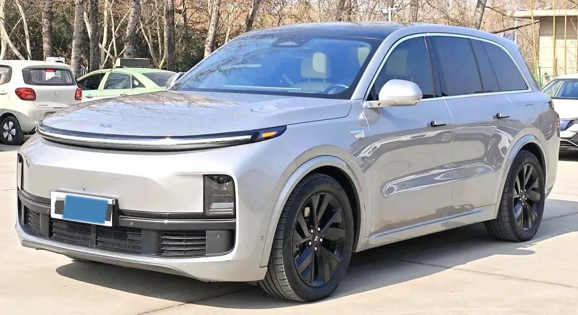 2023 Li L8 Range Extended 154HP REEV 40.9KWH,autocango,china used car exporter,china ev exporter,chinese used car exporter,chinese used ev exporter