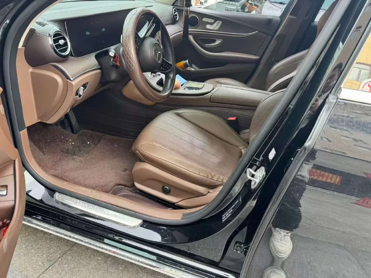 2021 Mercedes-Benz E Class 2.0T 258HP L4 9AT,autocango,china used car exporter,china ev exporter,chinese used car exporter,chinese used ev exporter