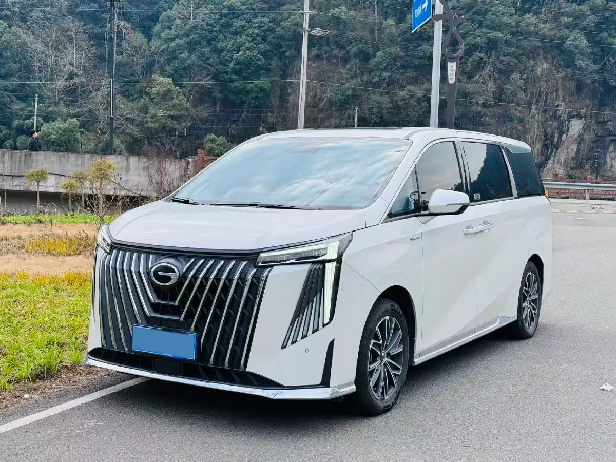 2024 GAC Trumpchi M8 2.0T 252HP L4 8AT,autocango,china used car exporter,china ev exporter,chinese used car exporter,chinese used ev exporter
