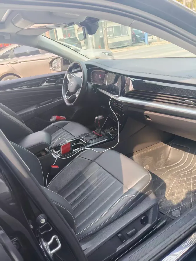 2021 Volkswagen Passat 2.0T 186HP L4 7DCT,autocango,china used car exporter,china ev exporter,chinese used car exporter,chinese used ev exporter