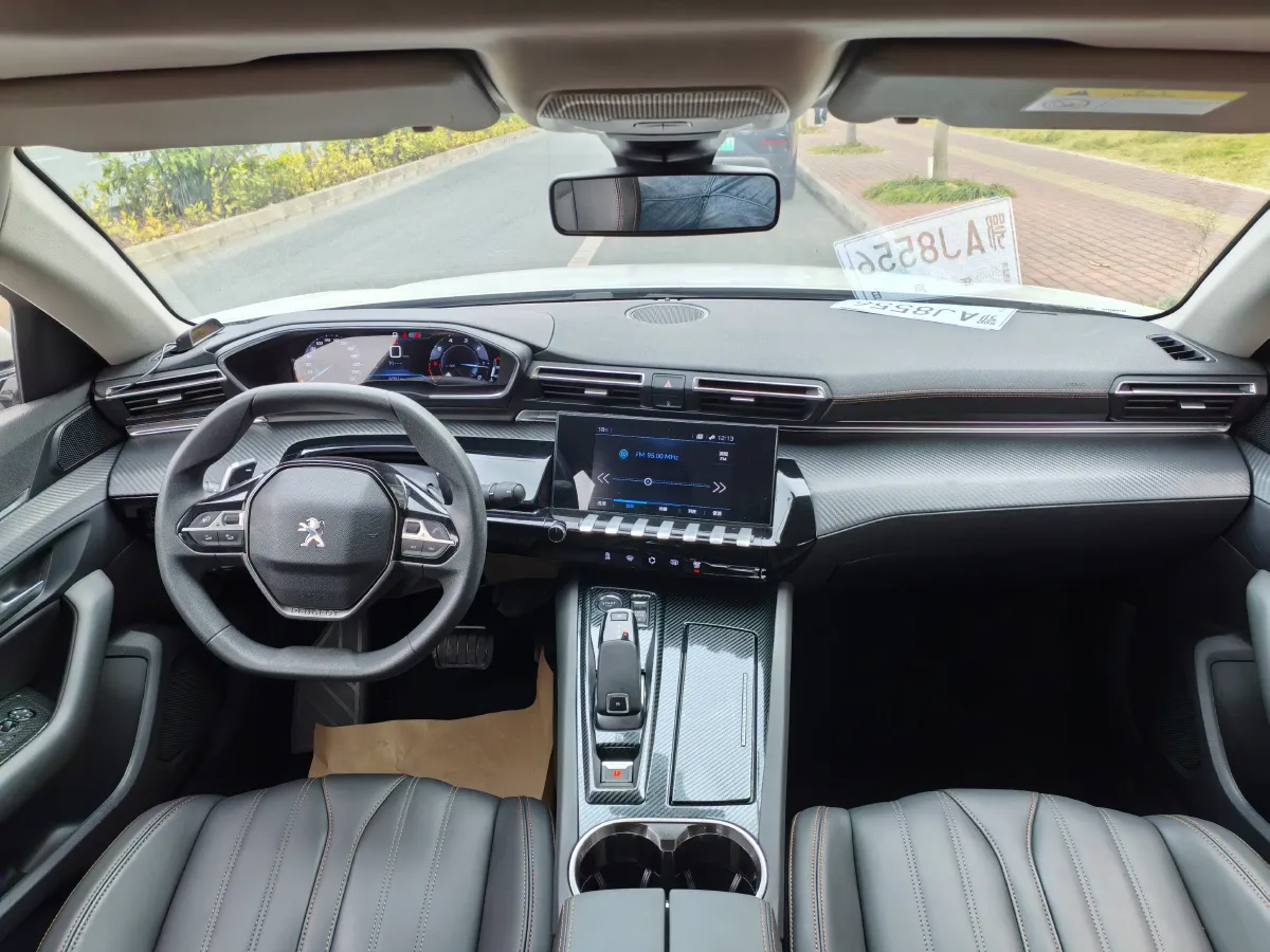 2019 Peugeot 508 1.6T 167HP L4 6AT,autocango,china used car exporter,china ev exporter,chinese used car exporter,chinese used ev exporter