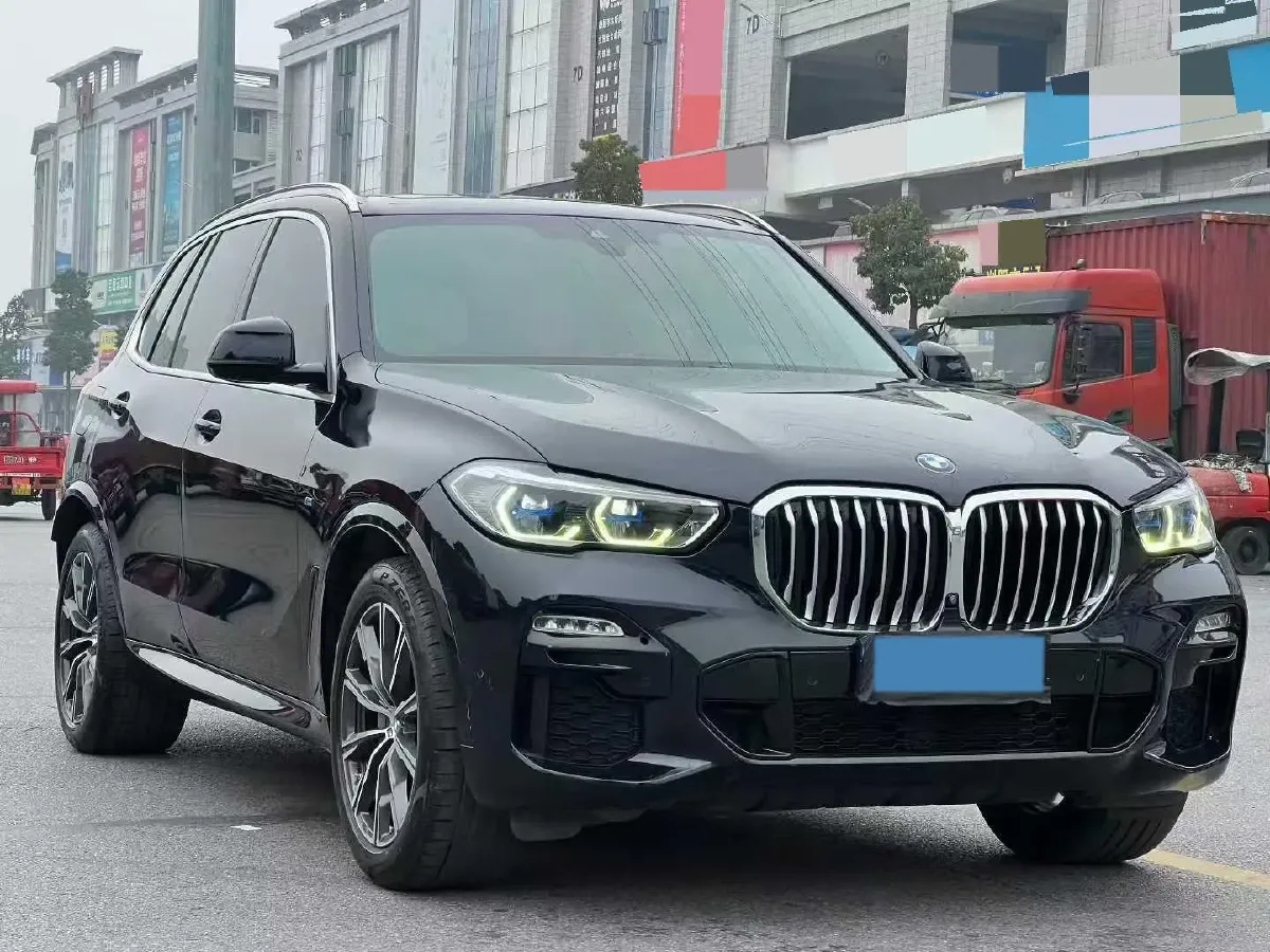 2020 BMW X5 3.0T 340HP L6 8AT,autocango,china used car exporter,china ev exporter,chinese used car exporter,chinese used ev exporter