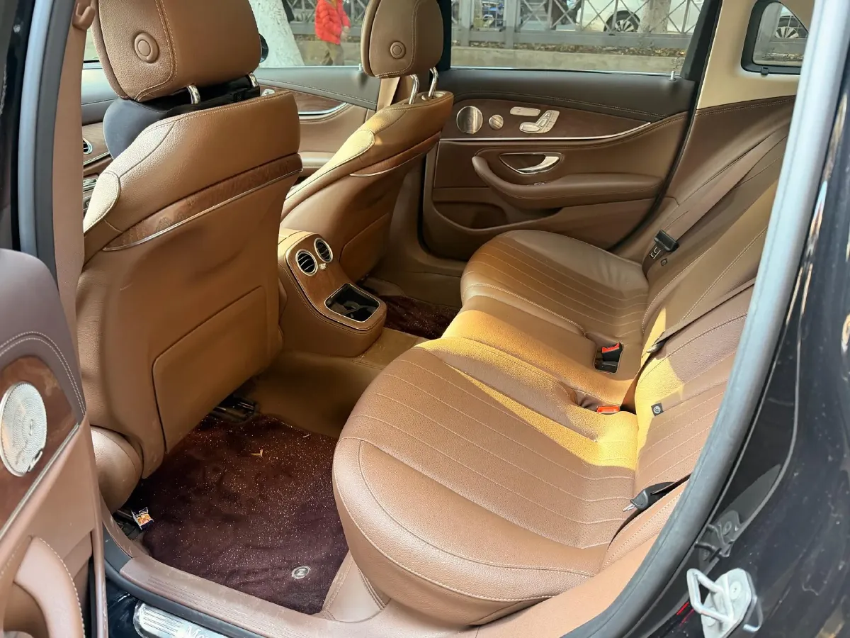 2023 Mercedes-Benz E Class 2.0T 258HP L4 9AT,autocango,china used car exporter,china ev exporter,chinese used car exporter,chinese used ev exporter