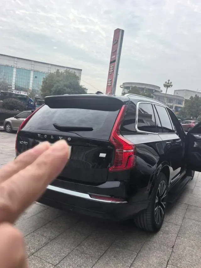 2024 Volvo XC90 PHEV 2.0T 310HP L4 8AT PHEV 18.831KWH,autocango,china used car exporter,china ev exporter,chinese used car exporter,chinese used ev exporter