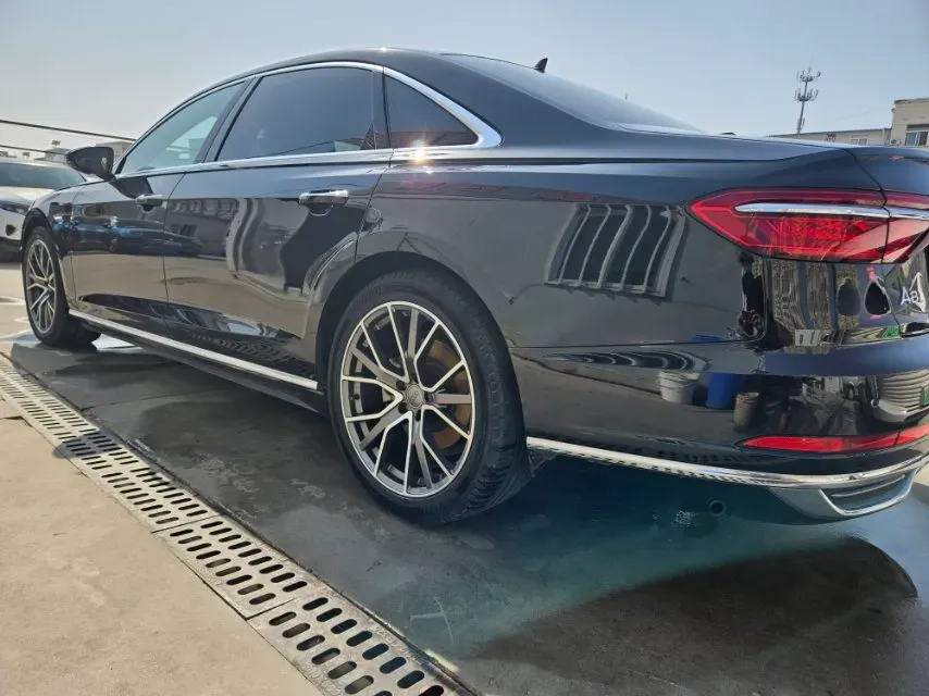2021 Audi A8 3.0T 286HP V6 8AT,autocango,china used car exporter,china ev exporter,chinese used car exporter,chinese used ev exporter