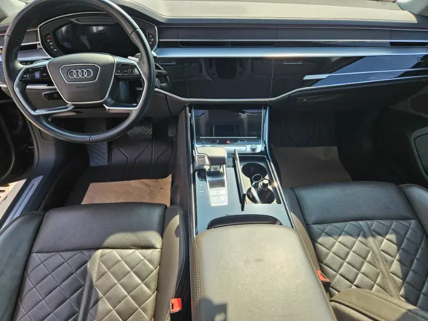 2021 Audi A8 3.0T 286HP V6 8AT,autocango,china used car exporter,china ev exporter,chinese used car exporter,chinese used ev exporter