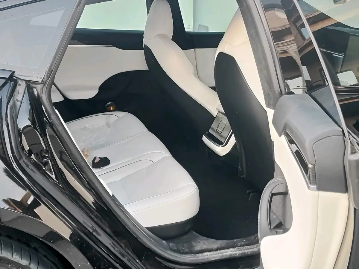 2023 BMW BEV 111.5KWH,autocango,china used car exporter,china ev exporter,chinese used car exporter,chinese used ev exporter