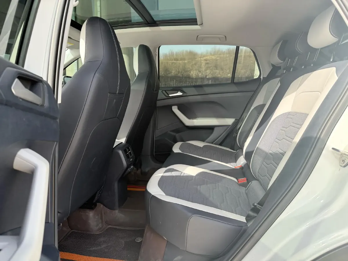 2025 Volkswagen Tharu 1.5L 110HP L4 6AT,autocango,china used car exporter,china ev exporter,chinese used car exporter,chinese used ev exporter