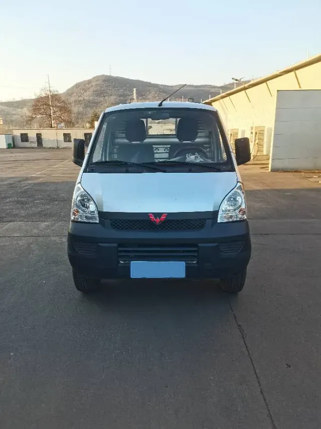 2020 WuLing RongGuang Mini Truck 1.2L 76HP L4 5MT,autocango,china used car exporter,china ev exporter,chinese used car exporter,chinese used ev exporter