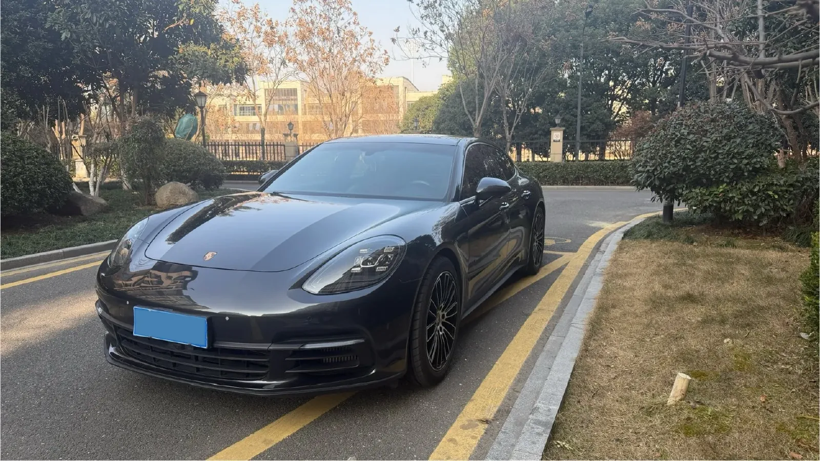 2019 Porsche Panamera 2.9T 330HP V6 8DCT,autocango,china used car exporter,china ev exporter,chinese used car exporter,chinese used ev exporter