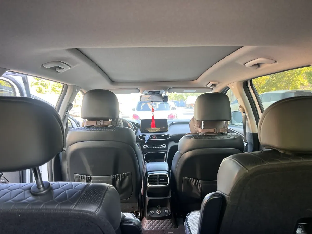 2019 Hyundai Santafe 2.0T 240HP L4 8AT,autocango,china used car exporter,china ev exporter,chinese used car exporter,chinese used ev exporter