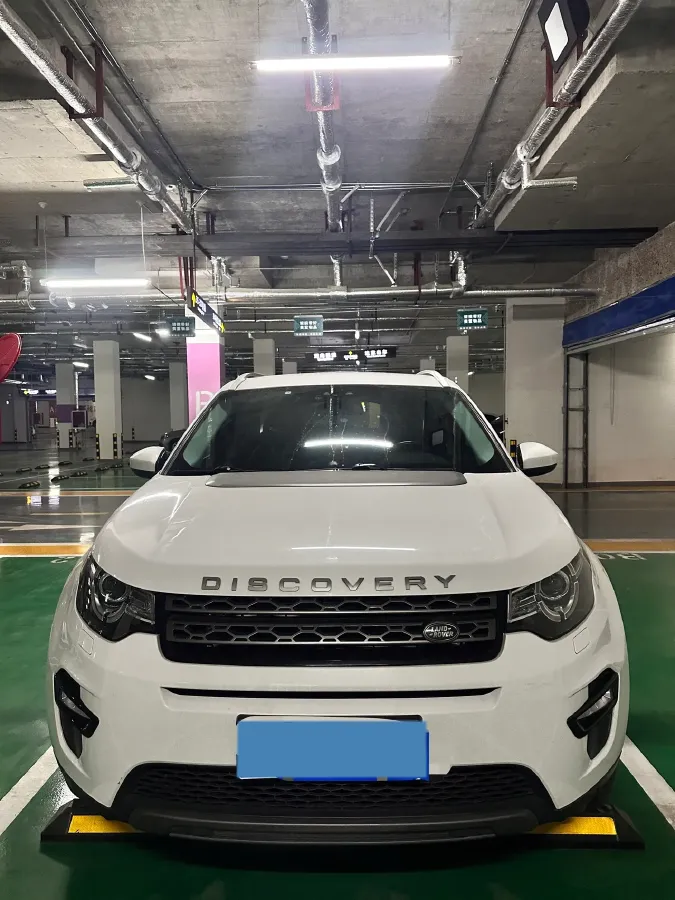 2019 Land Rover Discovery Sport 2.0T 241HP L4 9AT,autocango,china used car exporter,china ev exporter,chinese used car exporter,chinese used ev exporter