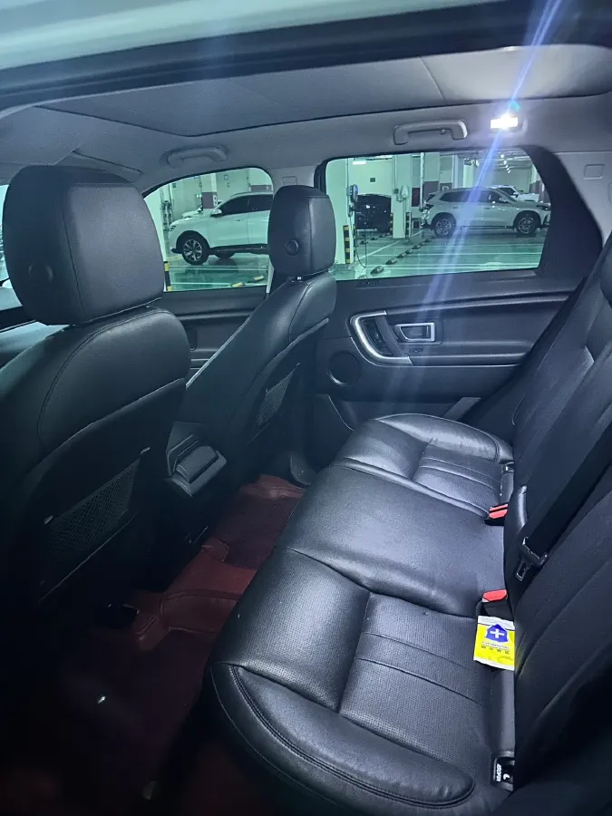 2019 Land Rover Discovery Sport 2.0T 241HP L4 9AT,autocango,china used car exporter,china ev exporter,chinese used car exporter,chinese used ev exporter