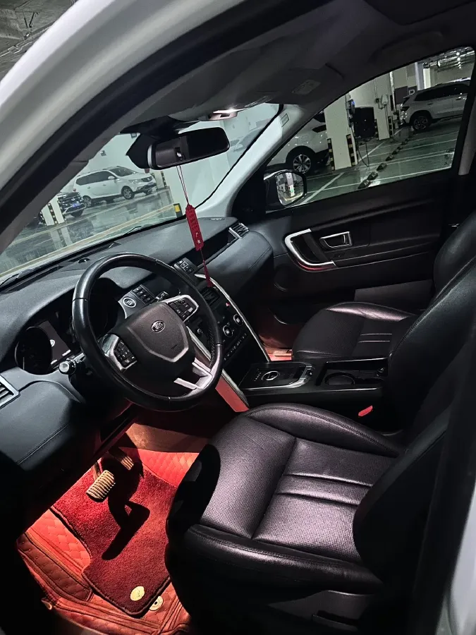 2019 Land Rover Discovery Sport 2.0T 241HP L4 9AT,autocango,china used car exporter,china ev exporter,chinese used car exporter,chinese used ev exporter