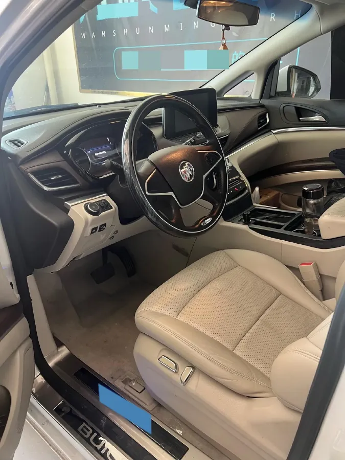 2022 Buick GL8 2.0T 237HP L4 9AT,autocango,china used car exporter,china ev exporter,chinese used car exporter,chinese used ev exporter