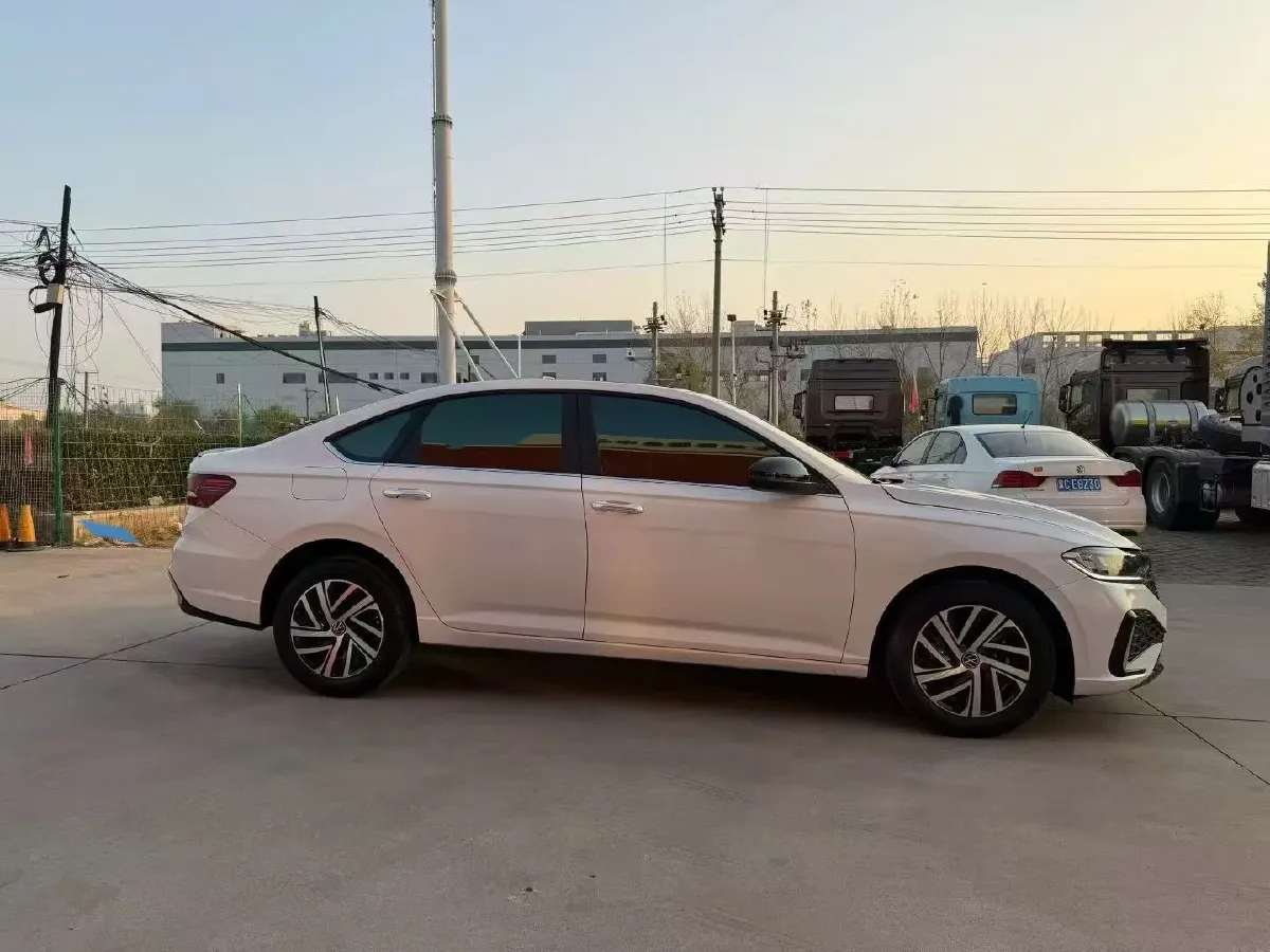 2024 Volkswagen Lavida 1.5T 160HP L4 7DCT,autocango,china used car exporter,china ev exporter,chinese used car exporter,chinese used ev exporter