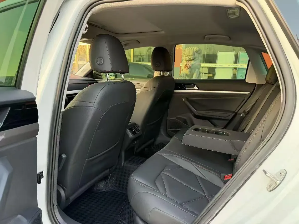 2024 Volkswagen Lavida 1.5T 160HP L4 7DCT,autocango,china used car exporter,china ev exporter,chinese used car exporter,chinese used ev exporter