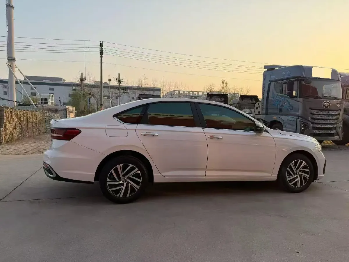 2024 Volkswagen Lavida 1.5T 160HP L4 7DCT,autocango,china used car exporter,china ev exporter,chinese used car exporter,chinese used ev exporter