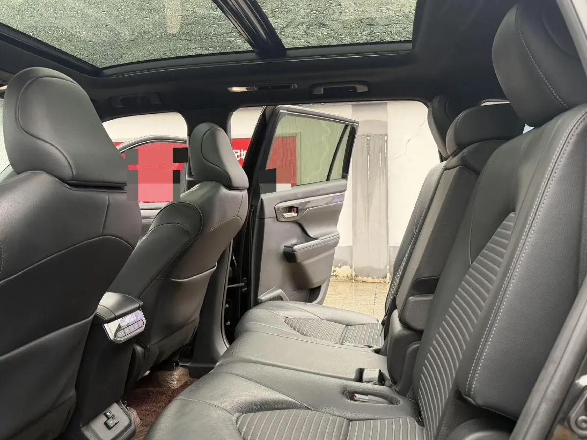 2021 Toyota Crown Kluger 2.5L 192HP L4 E-CVT Hybrid,autocango,china used car exporter,china ev exporter,chinese used car exporter,chinese used ev exporter