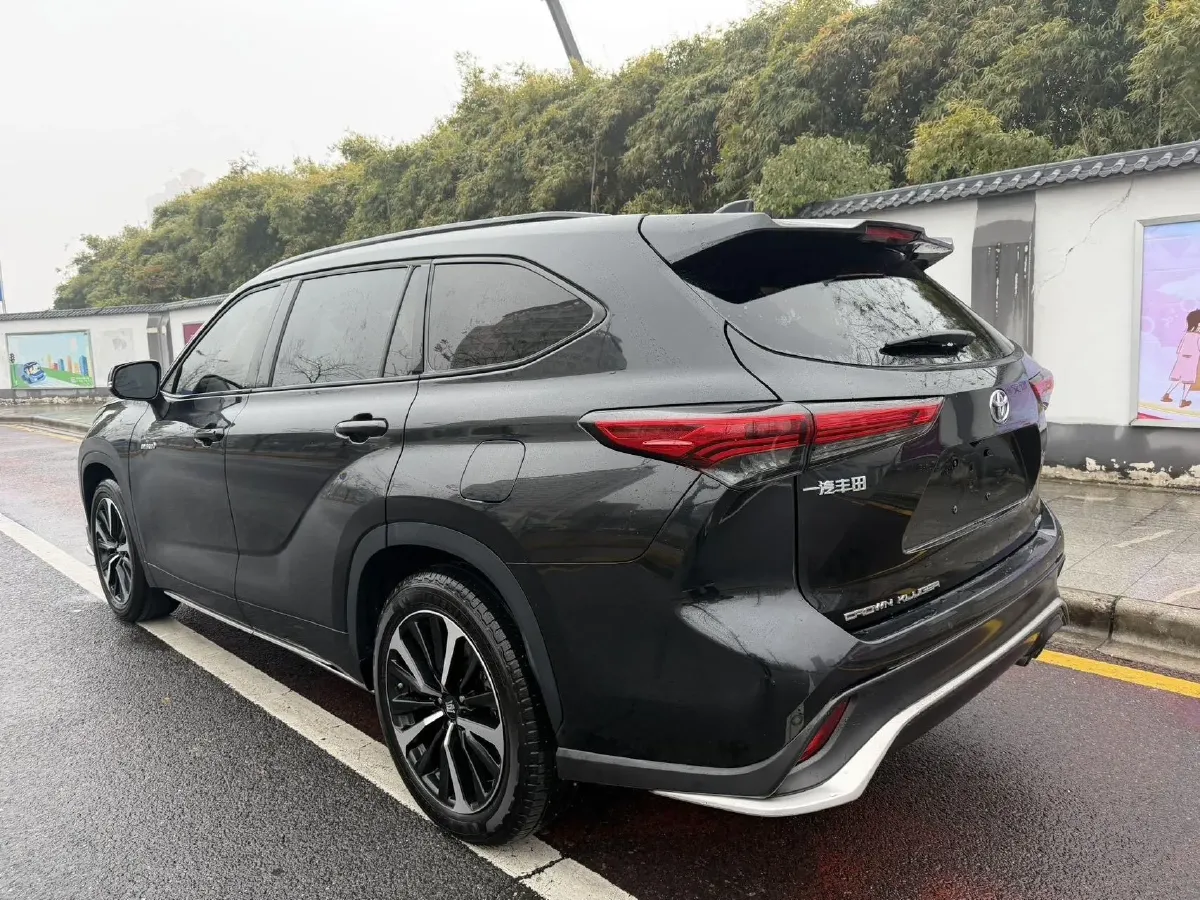 2021 Toyota Crown Kluger 2.5L 192HP L4 E-CVT Hybrid,autocango,china used car exporter,china ev exporter,chinese used car exporter,chinese used ev exporter