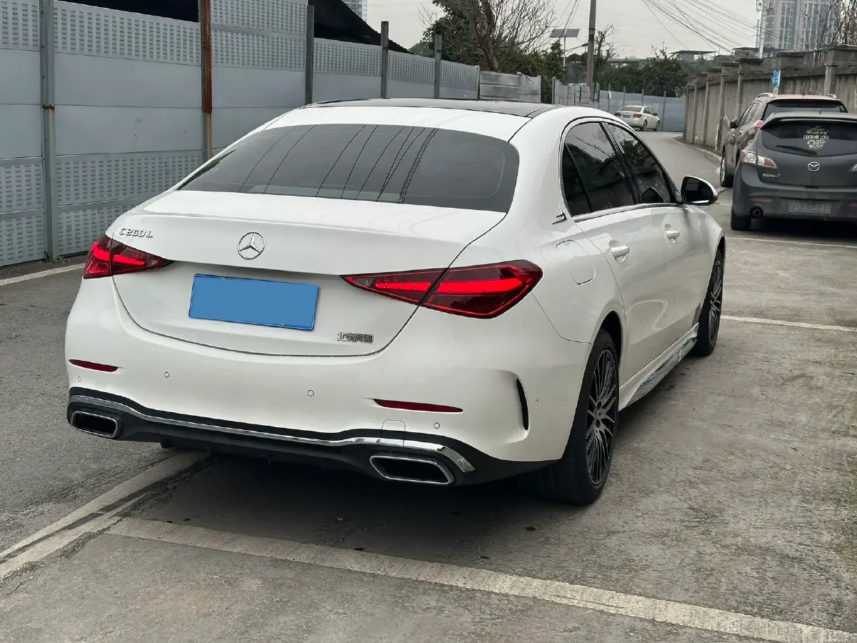 2022 Mercedes-Benz C Class 1.5T 204HP L4 9AT,autocango,china used car exporter,china ev exporter,chinese used car exporter,chinese used ev exporter