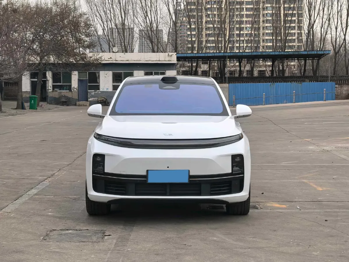 2024 Li L8 Range Extended 154HP REEV 42.8KWH,autocango,china used car exporter,china ev exporter,chinese used car exporter,chinese used ev exporter