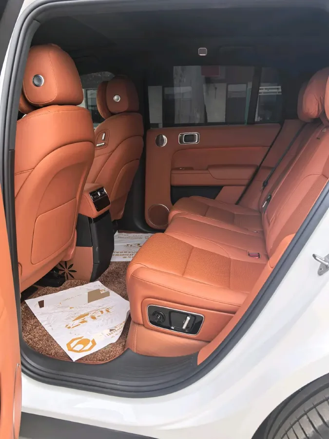 2024 Li L8 Range Extended 154HP REEV 42.8KWH,autocango,china used car exporter,china ev exporter,chinese used car exporter,chinese used ev exporter