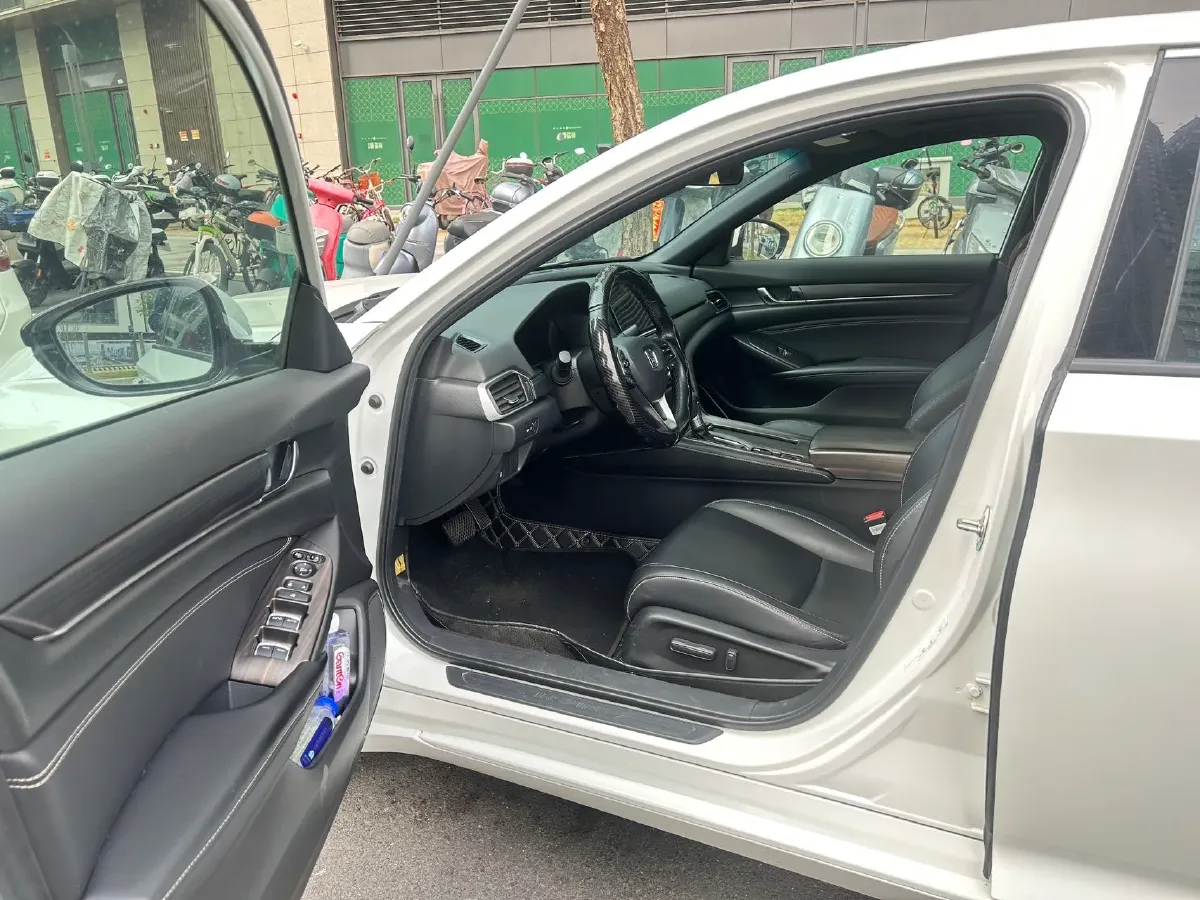 2022 Honda Inspire 1.5T 194HP L4 CVT,autocango,china used car exporter,china ev exporter,chinese used car exporter,chinese used ev exporter