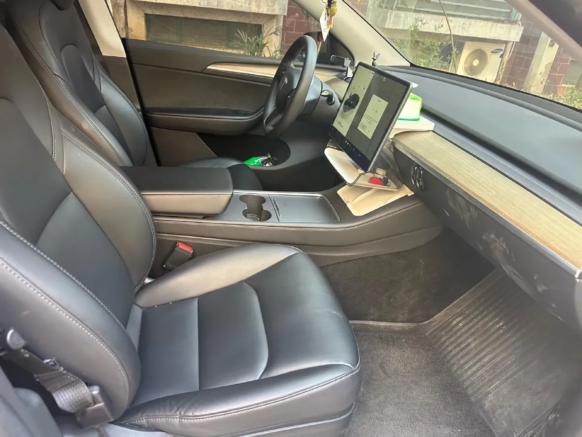 2022 Tesla Model Y BEV 60KWH,autocango,china used car exporter,china ev exporter,chinese used car exporter,chinese used ev exporter