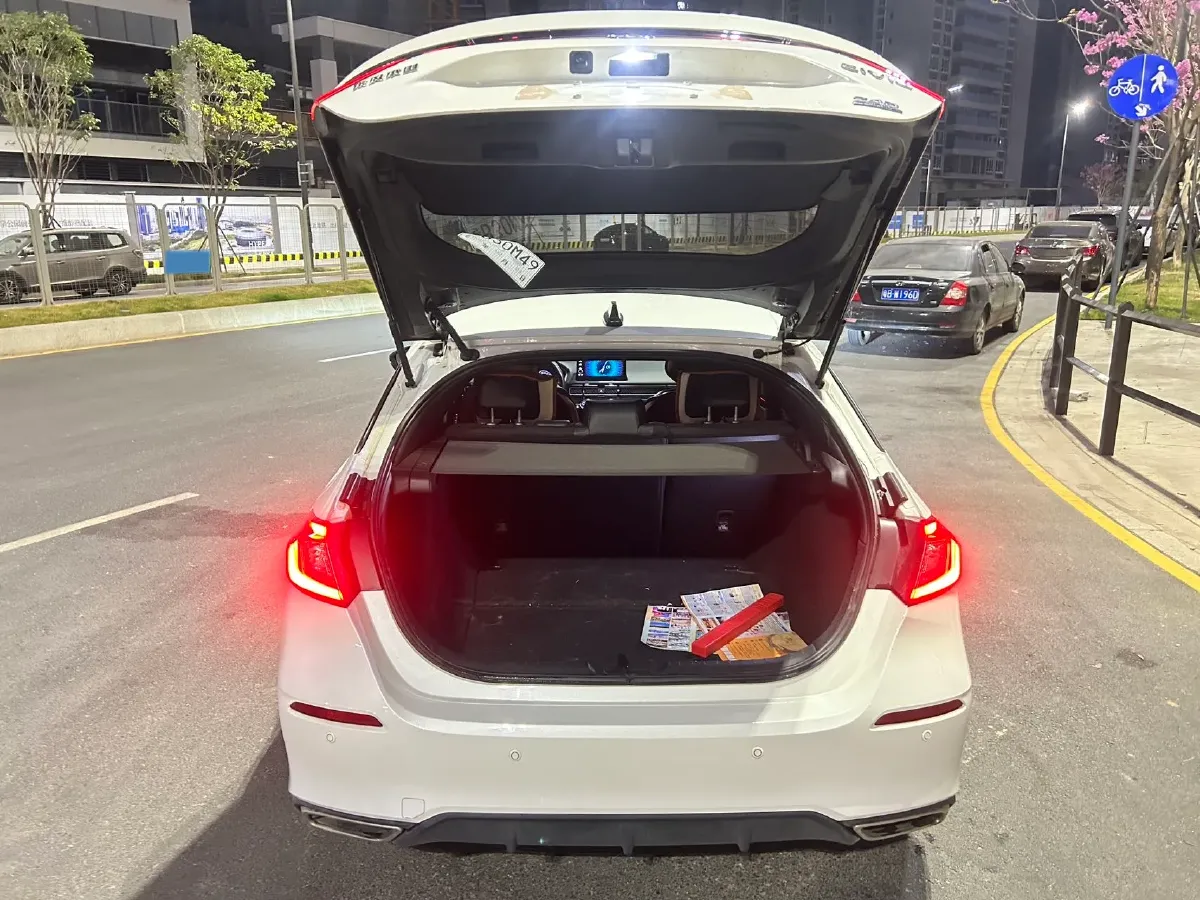 2023 Honda Civic 1.5T 182HP L4 CVT,autocango,china used car exporter,china ev exporter,chinese used car exporter,chinese used ev exporter