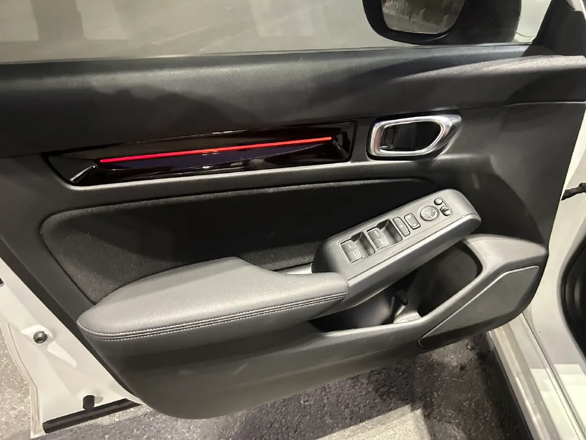 2023 Honda Civic 1.5T 182HP L4 CVT,autocango,china used car exporter,china ev exporter,chinese used car exporter,chinese used ev exporter