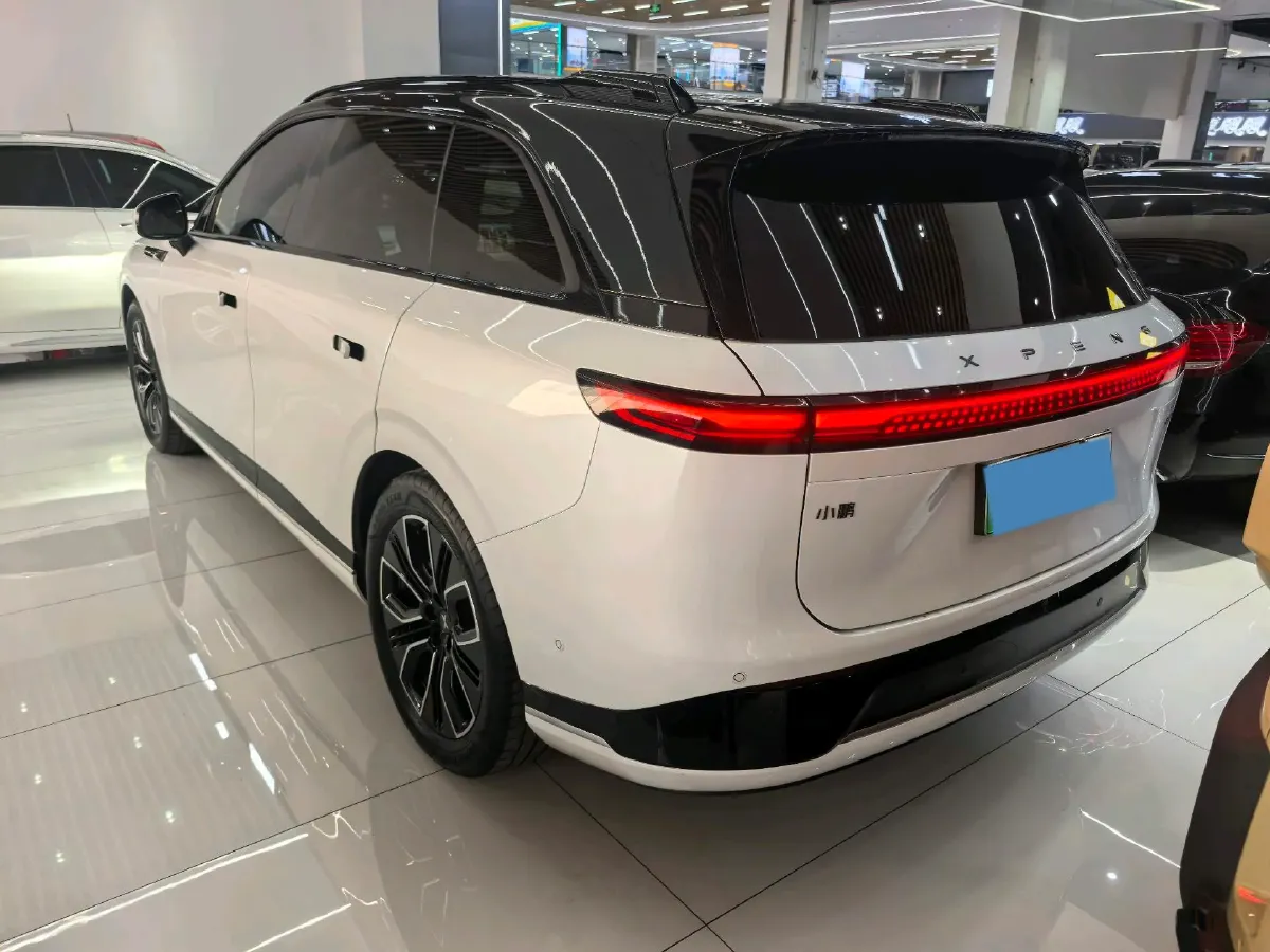 2025 Xpeng G9 BEV 79KWH,autocango,china used car exporter,china ev exporter,chinese used car exporter,chinese used ev exporter