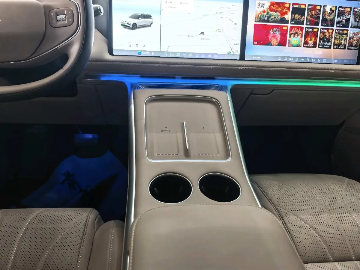 2025 Xpeng G9 BEV 79KWH,autocango,china used car exporter,china ev exporter,chinese used car exporter,chinese used ev exporter