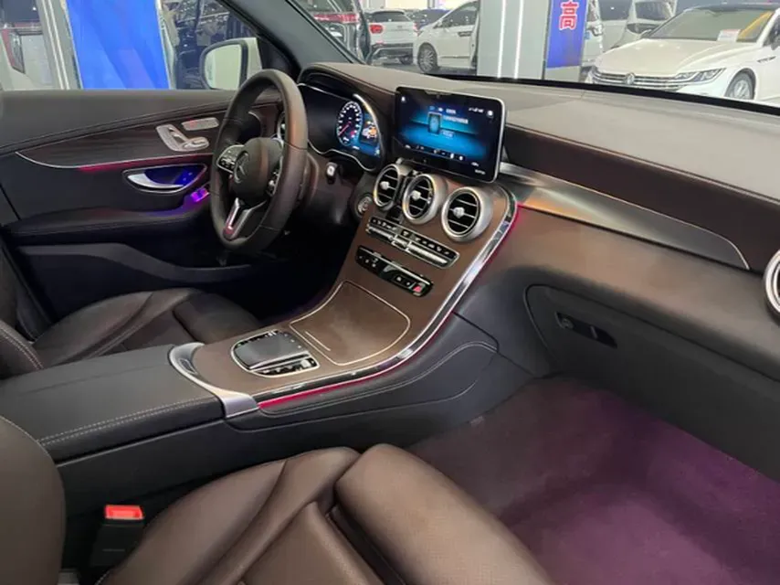 2021 Mercedes-Benz GLC Class 2.0T 197HP L4 9AT,autocango,china used car exporter,china ev exporter,chinese used car exporter,chinese used ev exporter