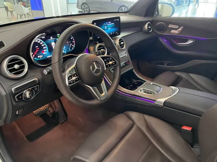 2021 Mercedes-Benz GLC Class 2.0T 197HP L4 9AT,autocango,china used car exporter,china ev exporter,chinese used car exporter,chinese used ev exporter