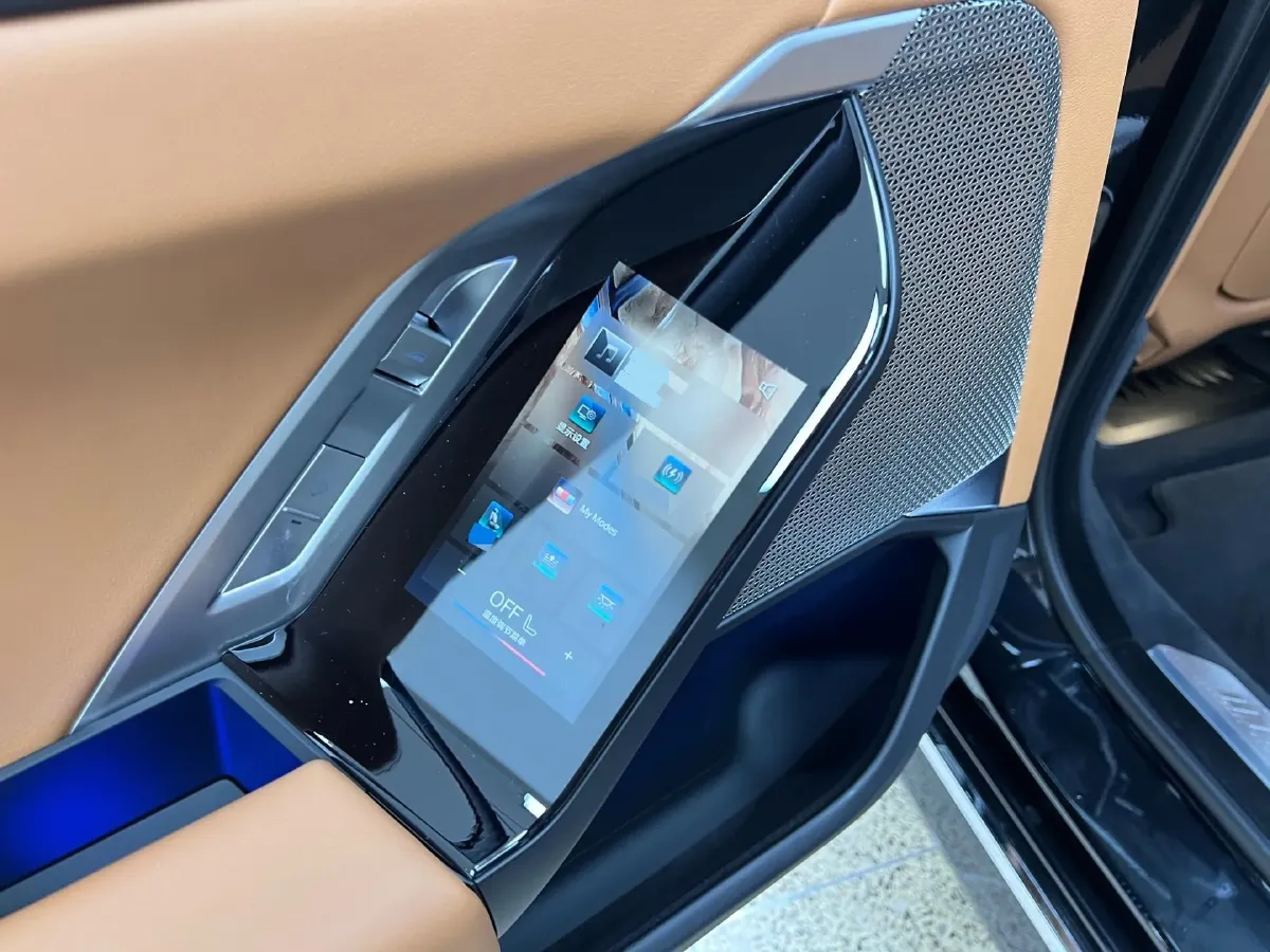 2023 BMW 7 Series 3.0T 381HP L6 8AT,autocango,china used car exporter,china ev exporter,chinese used car exporter,chinese used ev exporter