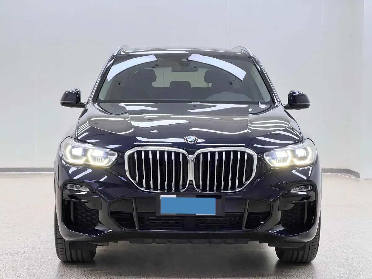 2020 BMW X5 3.0T 340HP L6 8AT,autocango,china used car exporter,china ev exporter,chinese used car exporter,chinese used ev exporter