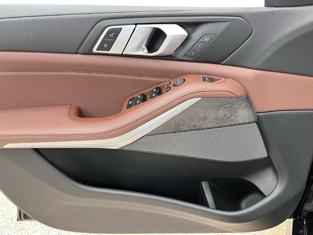 2020 BMW X5 3.0T 340HP L6 8AT,autocango,china used car exporter,china ev exporter,chinese used car exporter,chinese used ev exporter